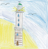 Bunt gezeichneter Leuchtturm auf gelbem Hügel vor blauem Himmel mit zwei fliegenden Vögeln.